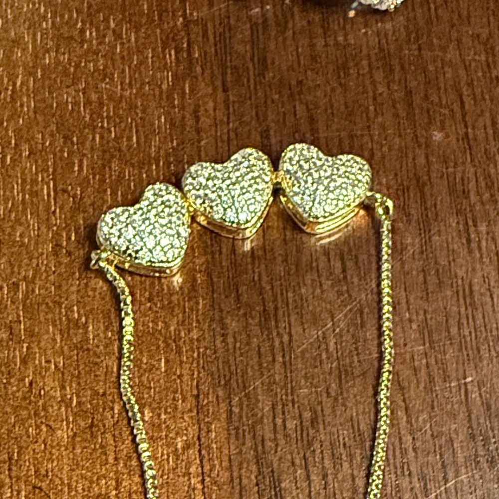 Bundle of Pretty Bird Yellow, White, Rose Gold-Plated Jewelry - Picture 3 of 7